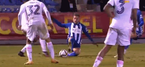 半场战报：马赛0-0亚特兰大，德凯特拉雷失点