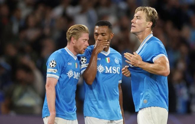 追梦谈和鹈鹕球迷吵架：你不能一直叫我一个女人的名字